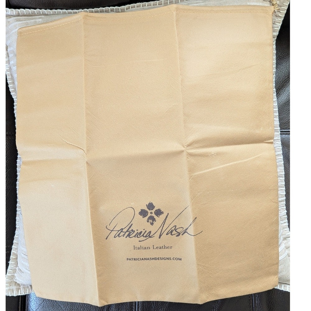 Patricia Nash‎ Tan Dust Bag  Protector for Handbags & Accessories Logo 18" x 17"
